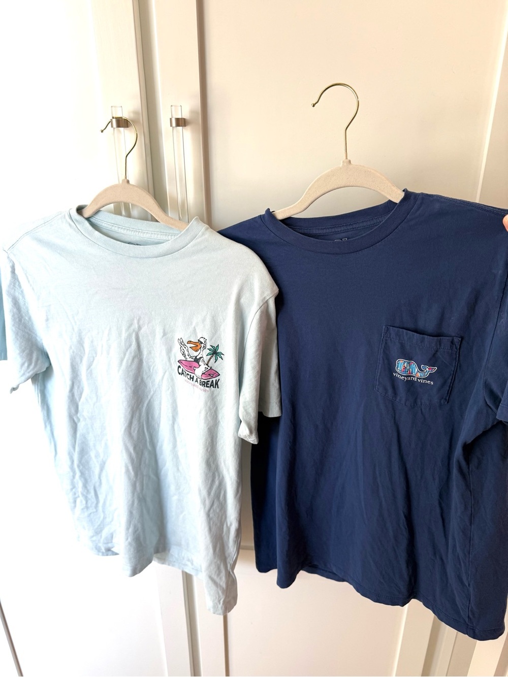 Like New! Set of 2-Men’s Vineyard Vines Tees